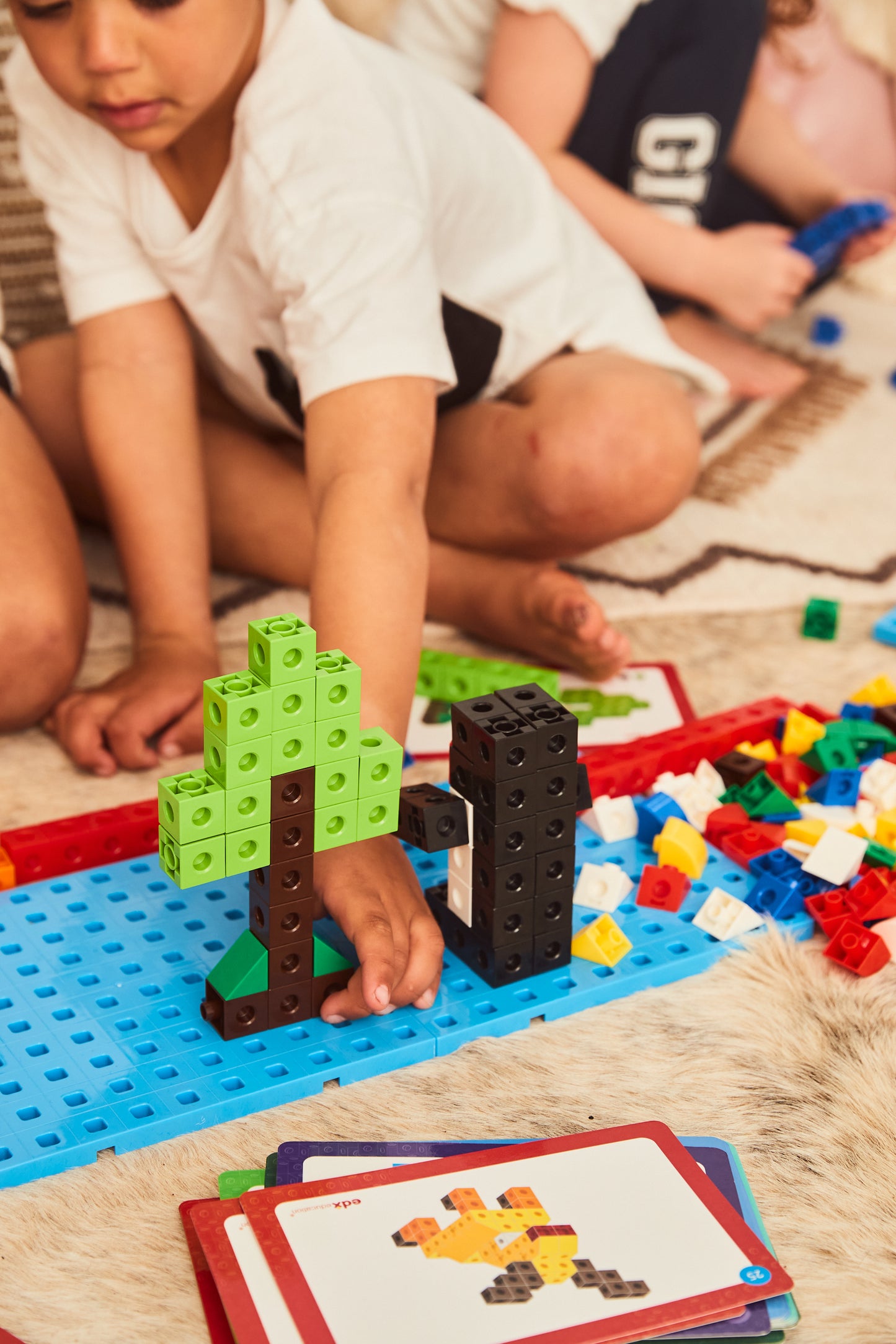 Shopedx UK - Encouraging Independent Play in Early Years - Edx Education Play Blog