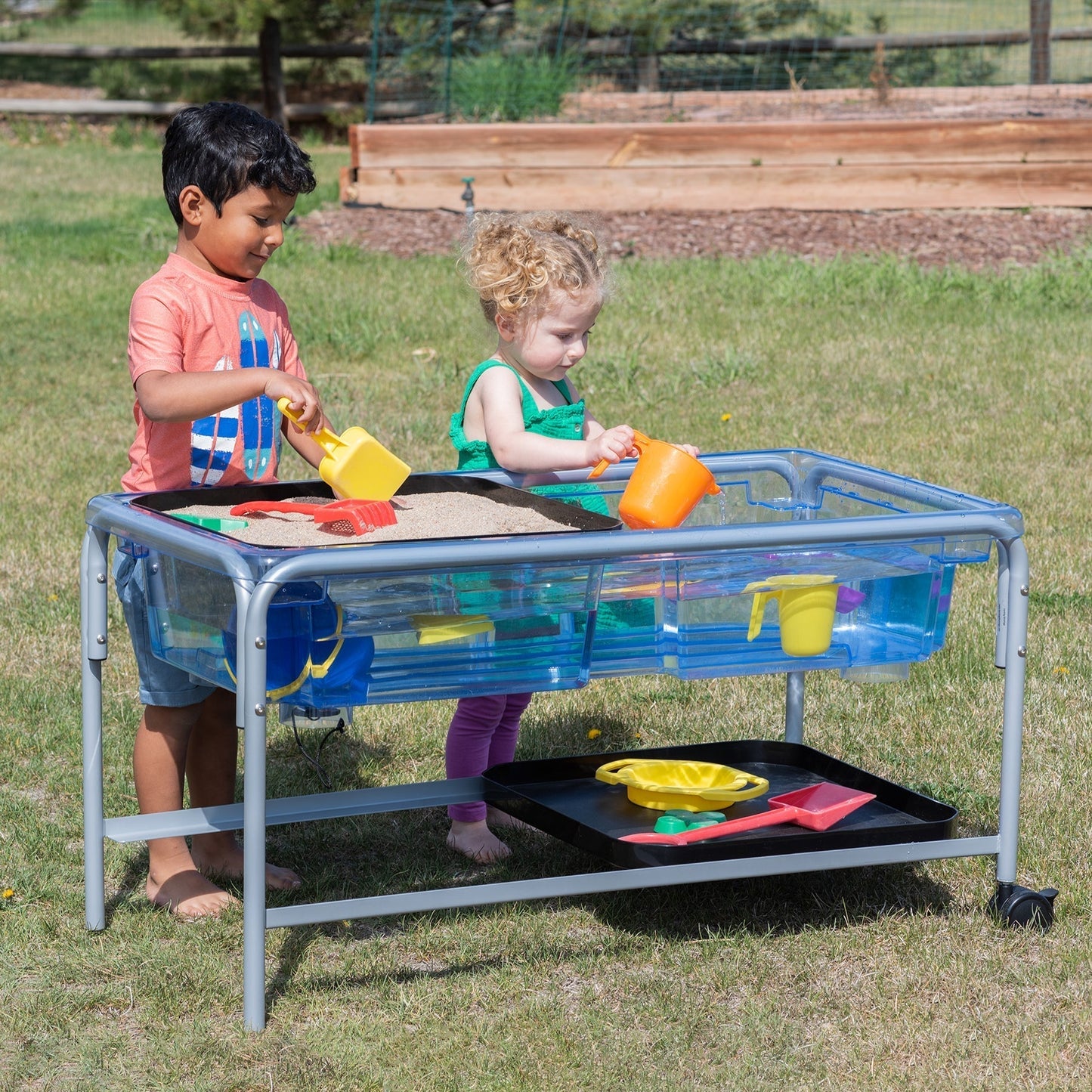 Shopedx UK - 10 Fun Summer Activities with Sand and Water Trays - Edx Education Play Blog