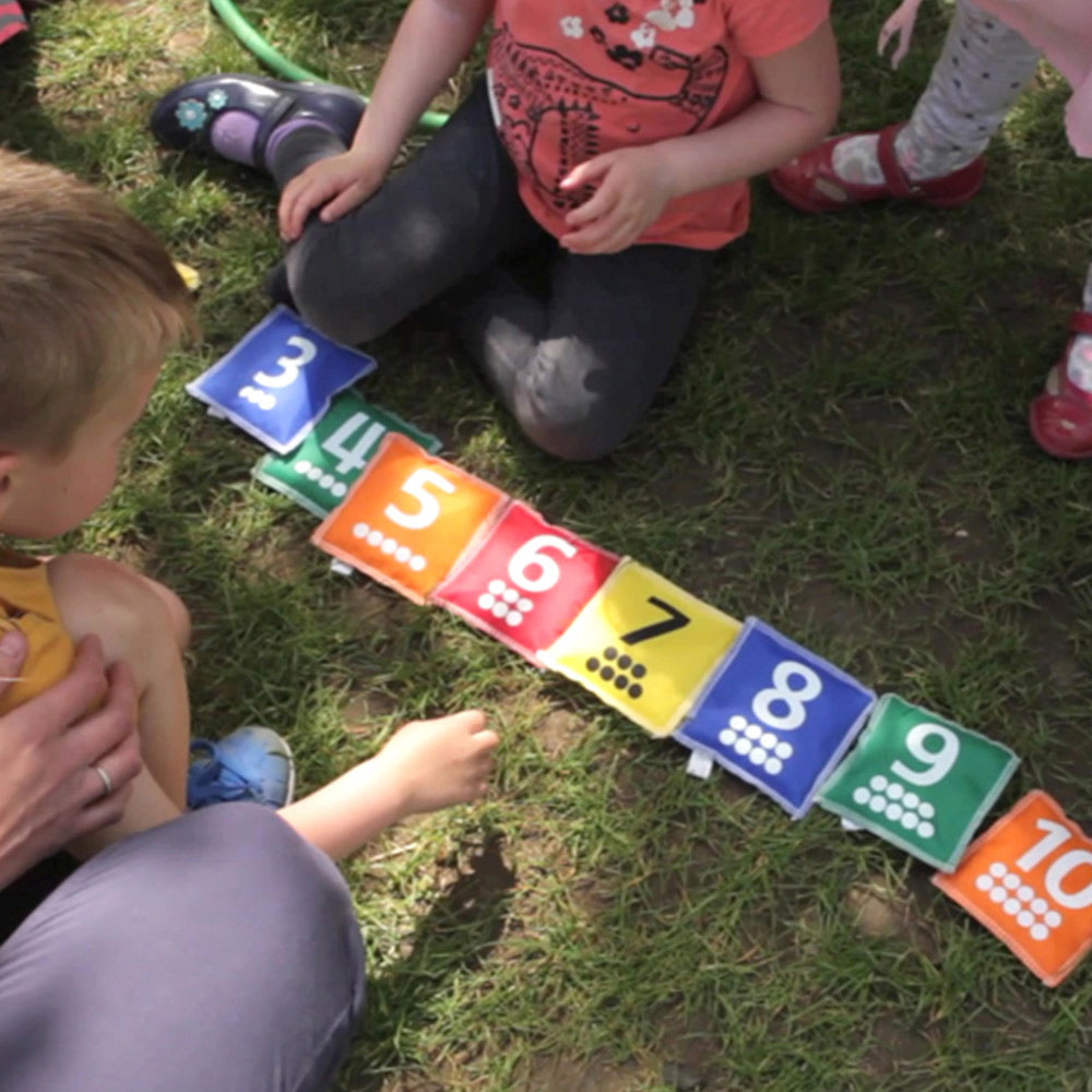 Colourful Number and Dot Bean Bags showing numbers and dots – EYFS active maths | edx education® UK