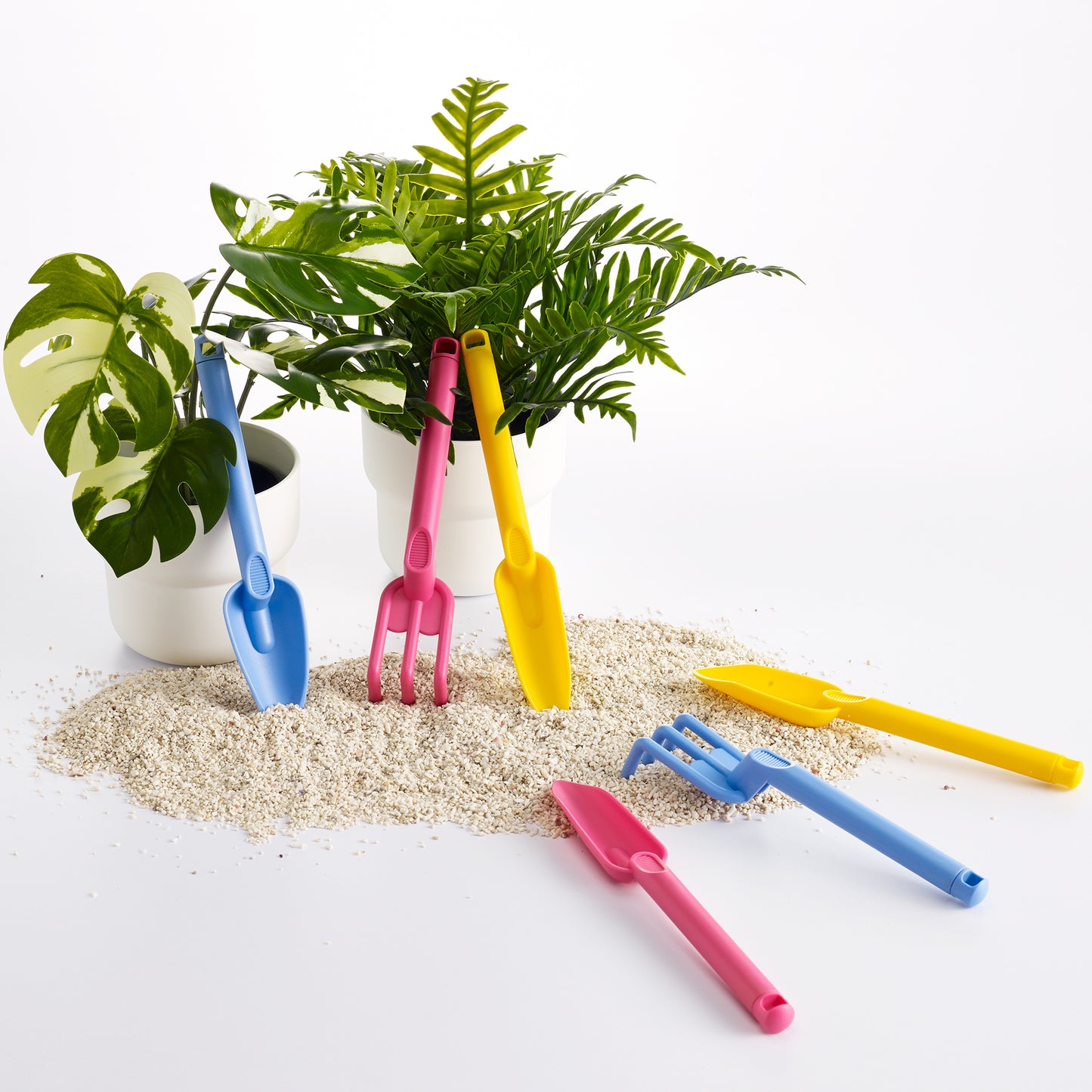 Edx Education - Shopedx UK – Junior Garden Tools – EDX66462 – Product Lifestyle Image